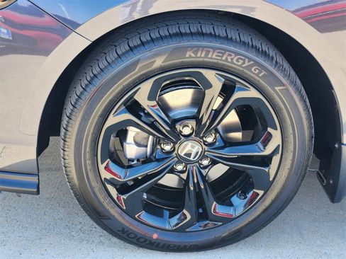 New 2025 Honda Accord SE image 8