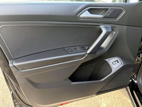Used 2019 Volkswagen Tiguan SEL Premium R-Line image 15
