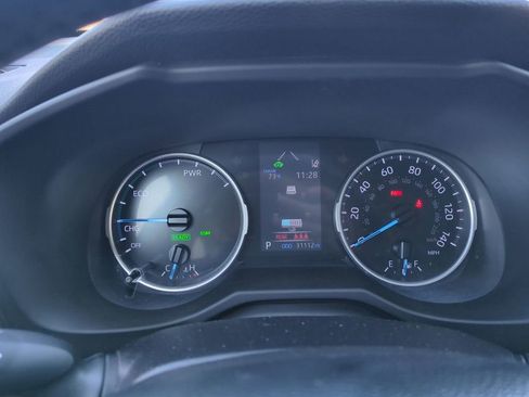 Certified 2022 Toyota RAV4 XLE Premium image 26