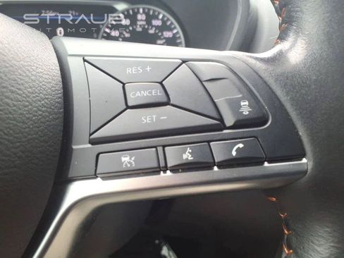 Used 2025 Nissan Sentra SR w/ SR Premium Package FWD image 29