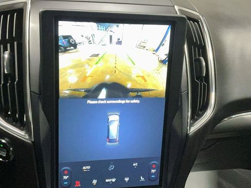 Certified 2023 Ford Edge Titanium AWD/4WD image 22