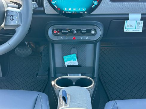 New 2026 MINI Cooper 4-Door Hardtop FWD image 26
