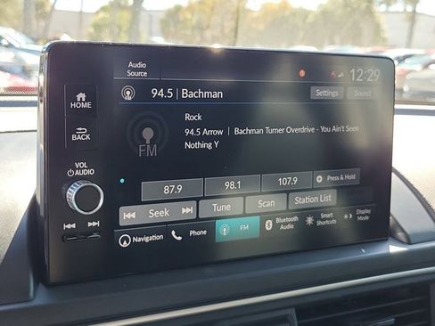 Used 2023 Honda Pilot Touring image 29