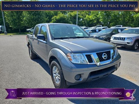 Used 2019 Nissan Frontier SV RWD image 1