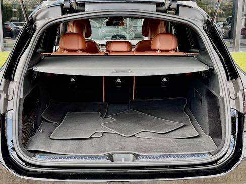 Used 2024 Mercedes-Benz GLC 300 image 17