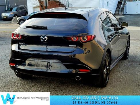 Used 2020 MAZDA MAZDA3 Hatchback w/ Premium Package image 6