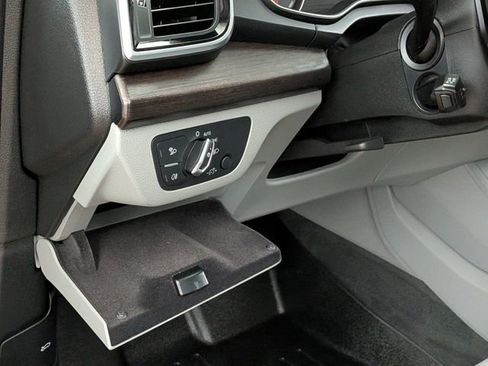 Used 2023 Audi Q5 2.0T Premium image 13