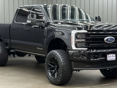 Used 2026 Ford F250 Platinum w/ FX4 Off-Road Package AWD/4WD image 7