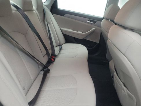 Used 2019 Hyundai Sonata SE w/ Winter Weather Package FWD image 19