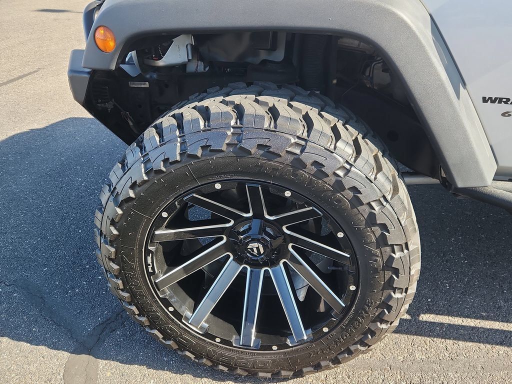 Used 2007 Jeep Wrangler Unlimited Rubicon w/ PWR Convenience Group AWD/4WD image 17