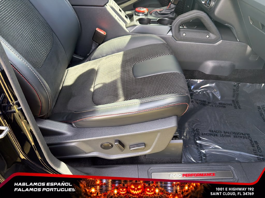 Used 2025 Ford Bronco Raptor AWD/4WD image 32