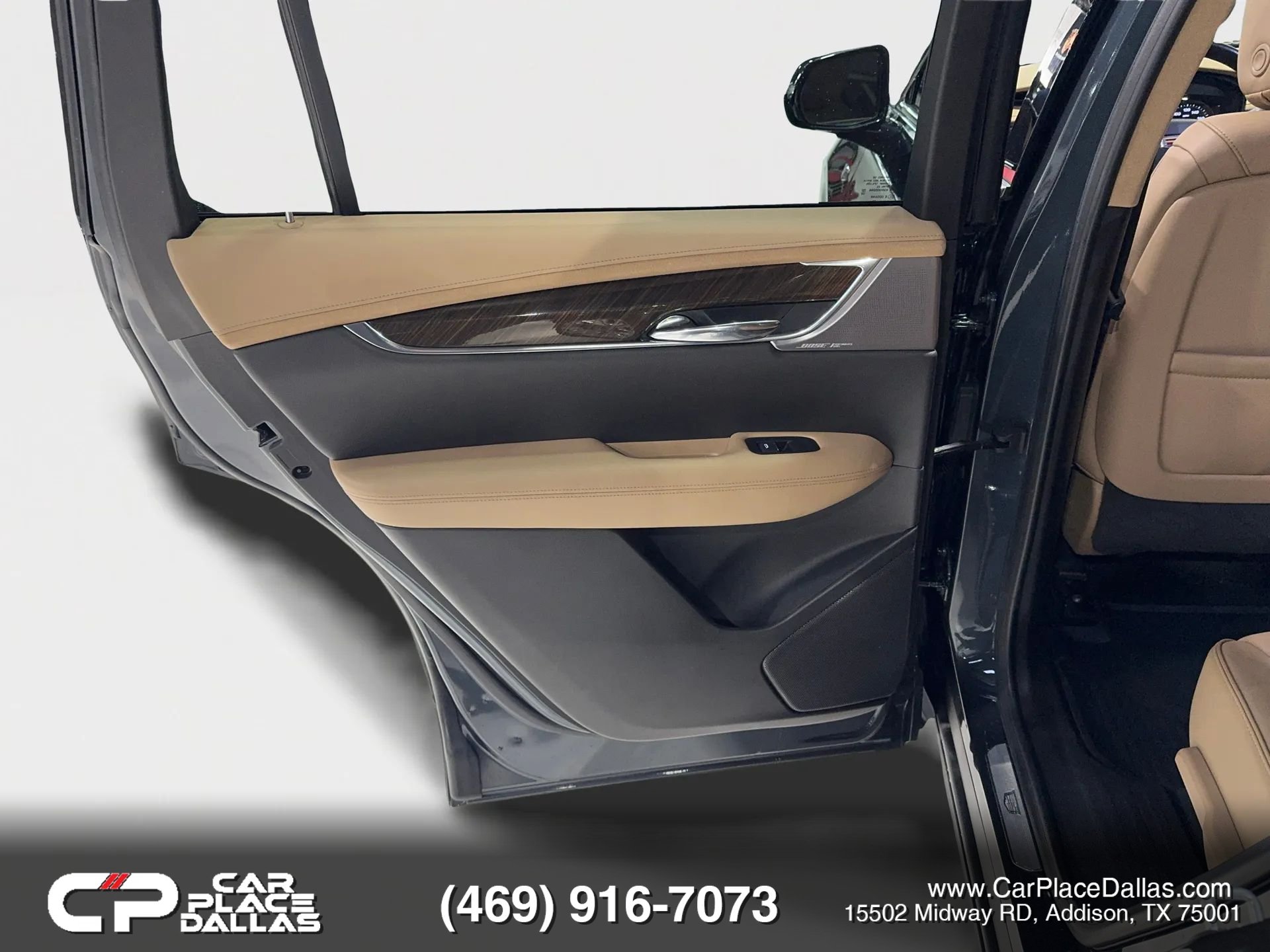 Used 2020 Cadillac XT6 Premium Luxury w/ Platinum Package AWD/4WD image 23