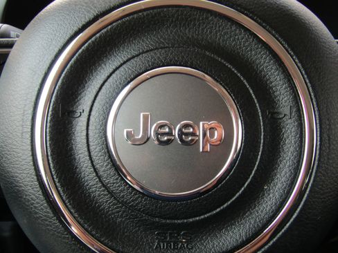 Used 2022 Jeep Renegade Sport w/ Sport Appearance Group AWD/4WD image 37