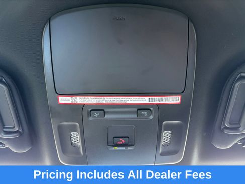 Used 2025 Toyota Camry SE FWD image 26