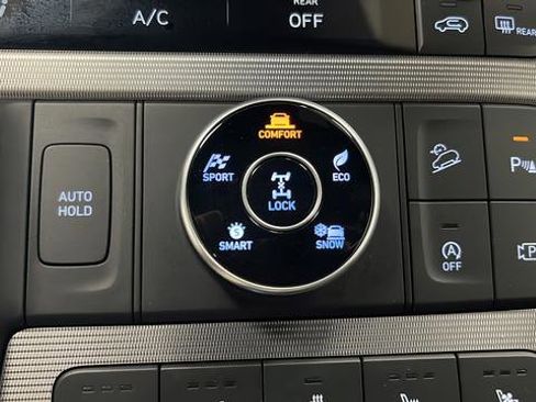 Used 2024 Hyundai Palisade Calligraphy image 38