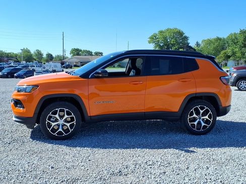 Used 2026 Jeep Compass Limited AWD/4WD image 11
