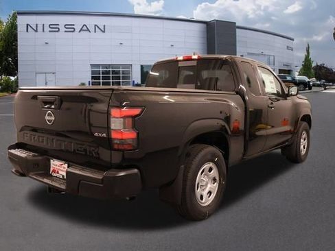 New 2026 Nissan Frontier S w/ Tow Package image 2