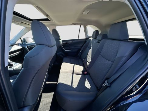 Used 2023 Toyota RAV4 XLE image 22