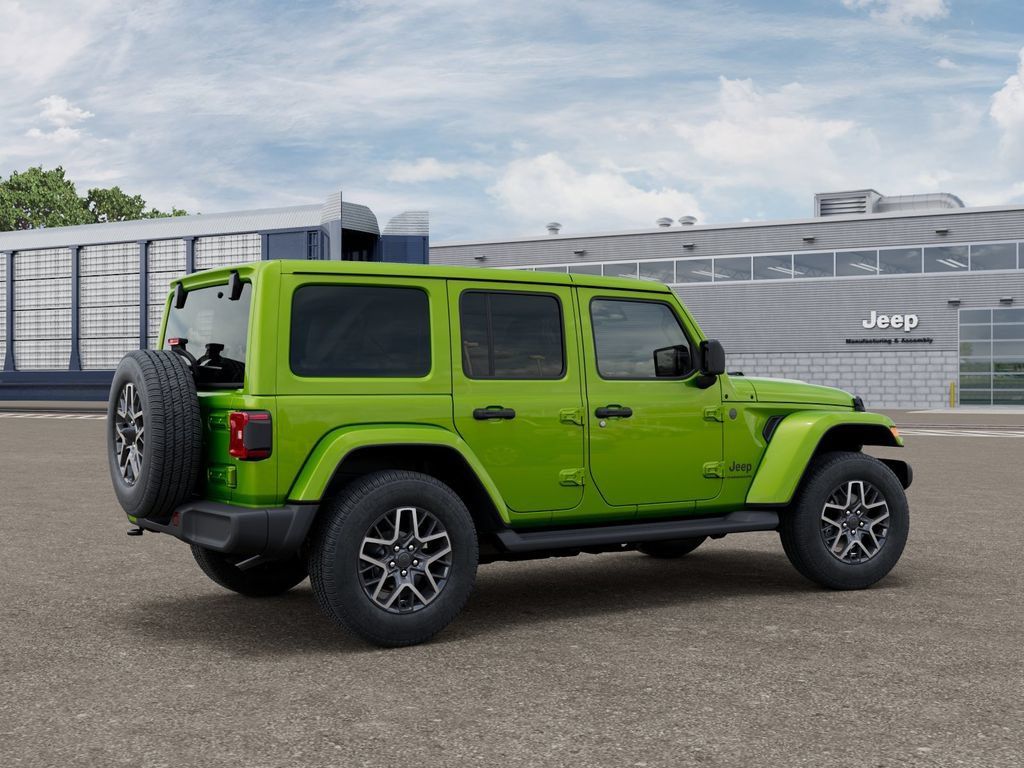 New 2026 Jeep Wrangler Unlimited Sahara AWD/4WD image 4