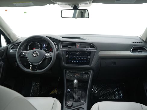 Used 2021 Volkswagen Tiguan S image 13