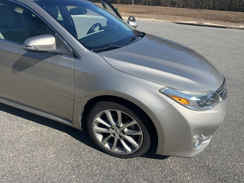 Used 2015 Toyota Avalon XLE Touring image 4