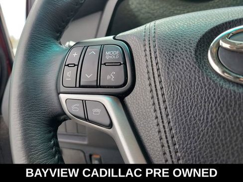 Used 2017 Toyota Sienna SE FWD image 15