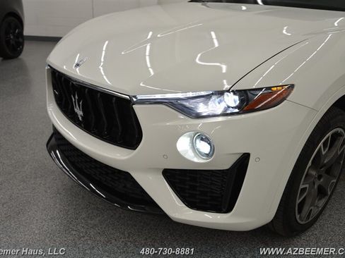 Used 2022 Maserati Levante Modena AWD/4WD image 48