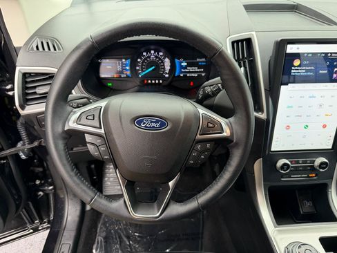 Used 2023 Ford Edge SEL AWD/4WD image 25