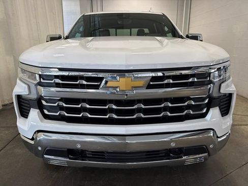 Used 2026 Chevrolet Silverado 1500 LTZ AWD/4WD image 2