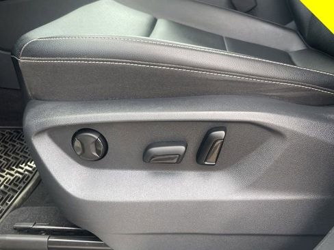 Certified 2023 Volkswagen Atlas SE AWD/4WD image 19