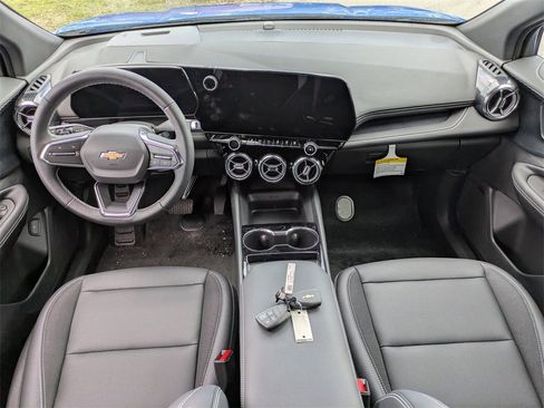New 2025 Chevrolet Blazer EV LT image 27