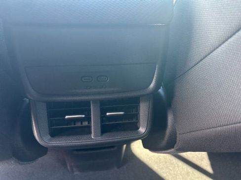 New 2026 Chevrolet Equinox LT image 26