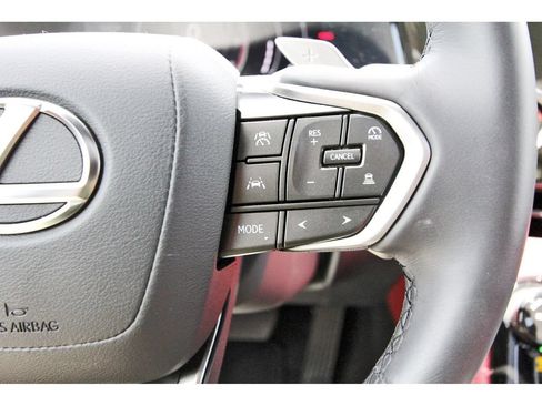 Used 2025 Lexus NX 250 FWD w/ Towing Package (2000 Lbs) image 12