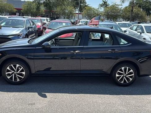 Used 2024 Volkswagen Jetta S FWD image 4