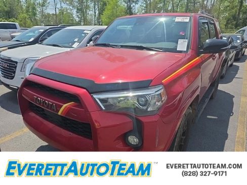 Used 2023 Toyota 4Runner 40th Anniversary SE AWD/4WD image 1