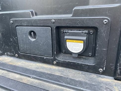 Used 2019 Toyota Tacoma TRD Sport image 52