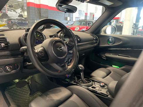Used 2019 MINI Cooper Clubman S w/ Storage Package AWD/4WD image 17