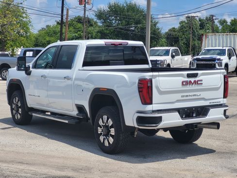 Used 2024 GMC Sierra 2500 Denali w/ Denali Reserve Package image 4