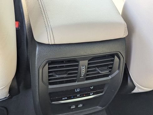 Used 2025 BMW M340i xDrive w/ Premium Package image 16