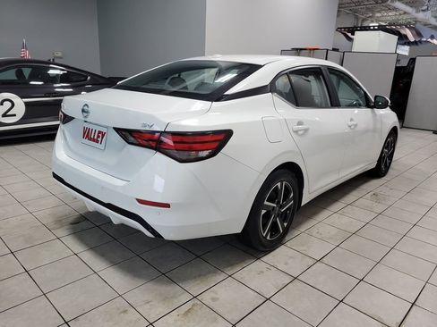 Used 2025 Nissan Sentra SV image 7