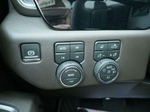 New 2026 Chevrolet Silverado 1500 LTZ w/ LTZ Premium Package AWD/4WD image 23