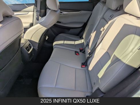 Used 2025 INFINITI QX50 Luxe image 15
