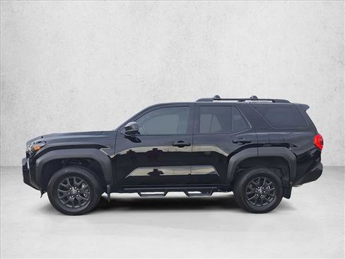 Used 2025 Toyota 4Runner SR5 RWD image 8