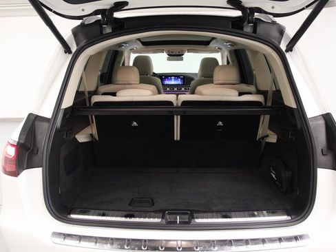 New 2026 Mercedes-Benz GLS 450 4MATIC image 19