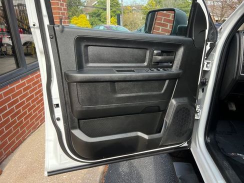 Used 2023 RAM 1500 Tradesman w/ Chrome Plus Package AWD/4WD image 10