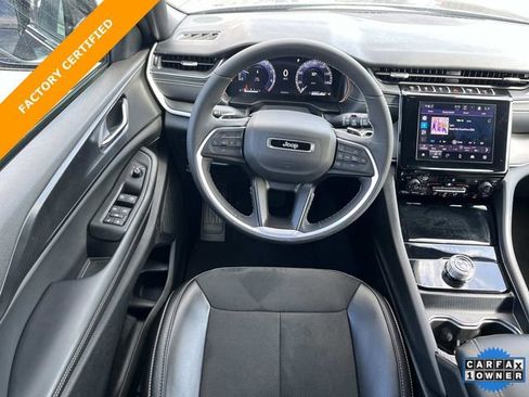 Certified 2024 Jeep Grand Cherokee L Altitude image 15