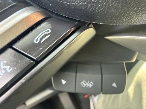 Used 2019 Subaru Forester Premium AWD/4WD image 19