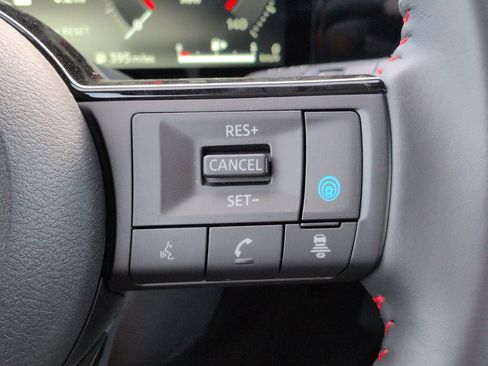 New 2026 Nissan Kicks SR image 14