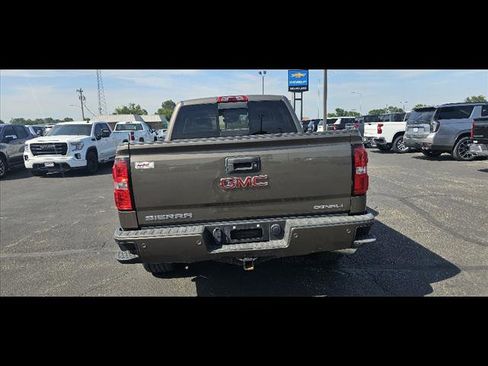 Used 2015 GMC Sierra 1500 Denali w/ Driver Alert Package image 4