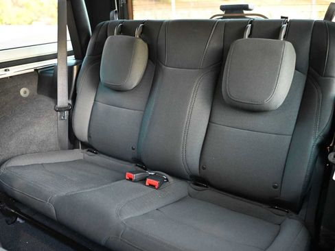 Used 2021 Jeep Wrangler Sport image 14